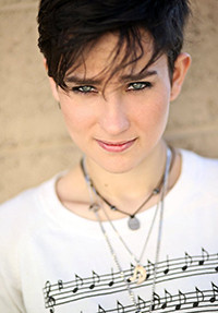 貝絲泰勒克勞斯